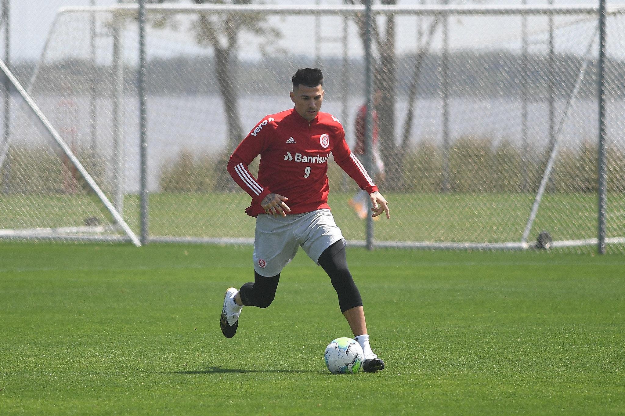 Inter tenta se manter na briga pelo topo da tabela