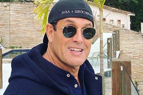Apresentador de TV "passa bem" e est&aacute; "sem febre"