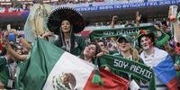 México permite a volta dos torcedores aos estádios