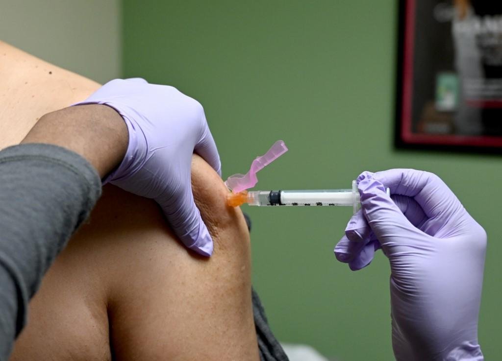 Iniciativa Covax possa come&ccedil;ar a aplicar imunizantes no meio de 2021