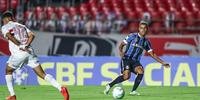Atacante saiu durante a partida contra o São Paulo