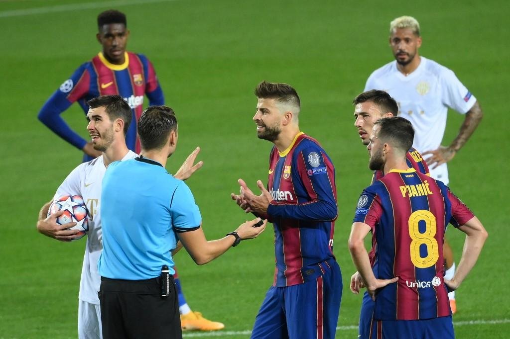 Piqu&eacute;, de 33 anos, acertou v&iacute;nculo at&eacute; junho de 2024