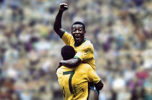 Pel&eacute; em a&ccedil;&atilde;o na inesquec&iacute;vel Copa do Mundo de 1970