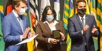 Ministra Damares Alves foi homenageada com a medalha da 55ª legislatura da Assembleia Legislativa do Rio Grande do Sul