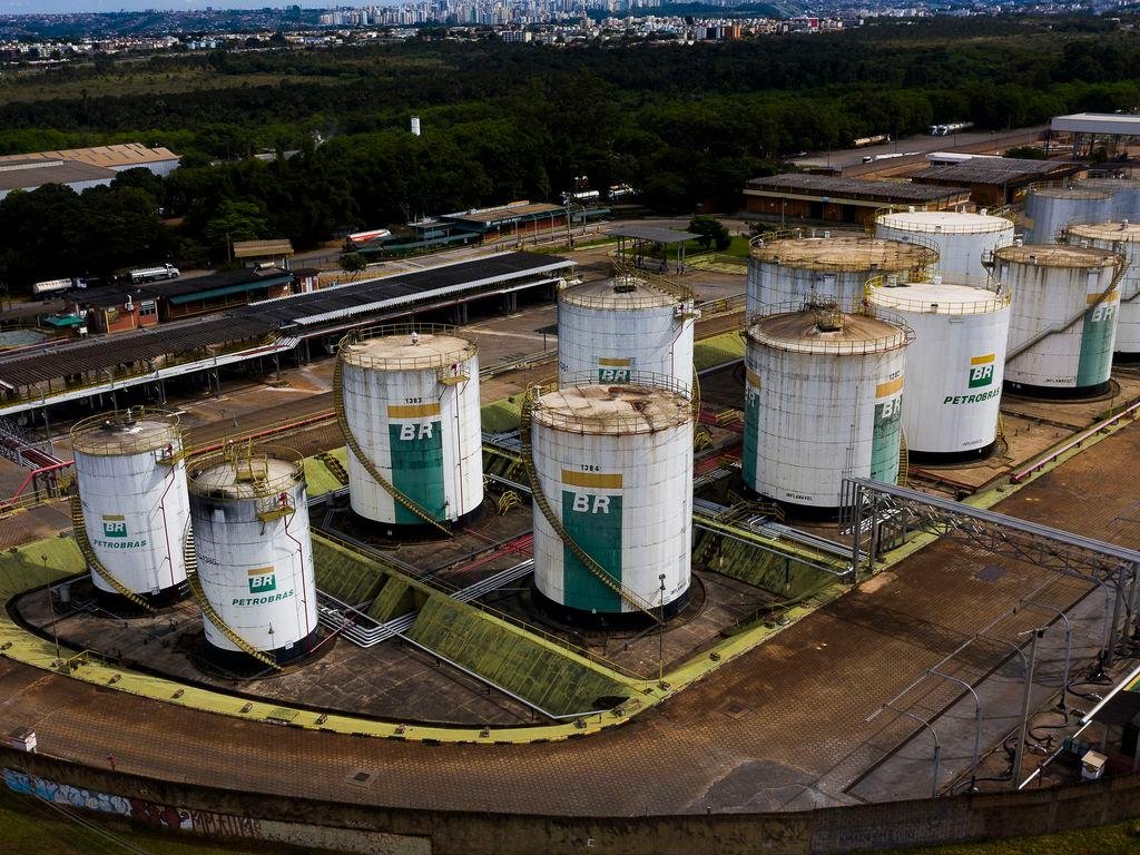 Perda bilion&aacute;ria do per&iacute;odo, por&eacute;m, &eacute; 43% menor do que a do trimestre anterior