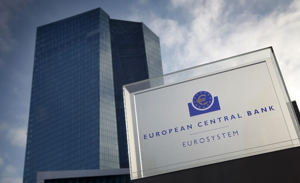 Maioria das Bolsas da Europa fecha em baixa