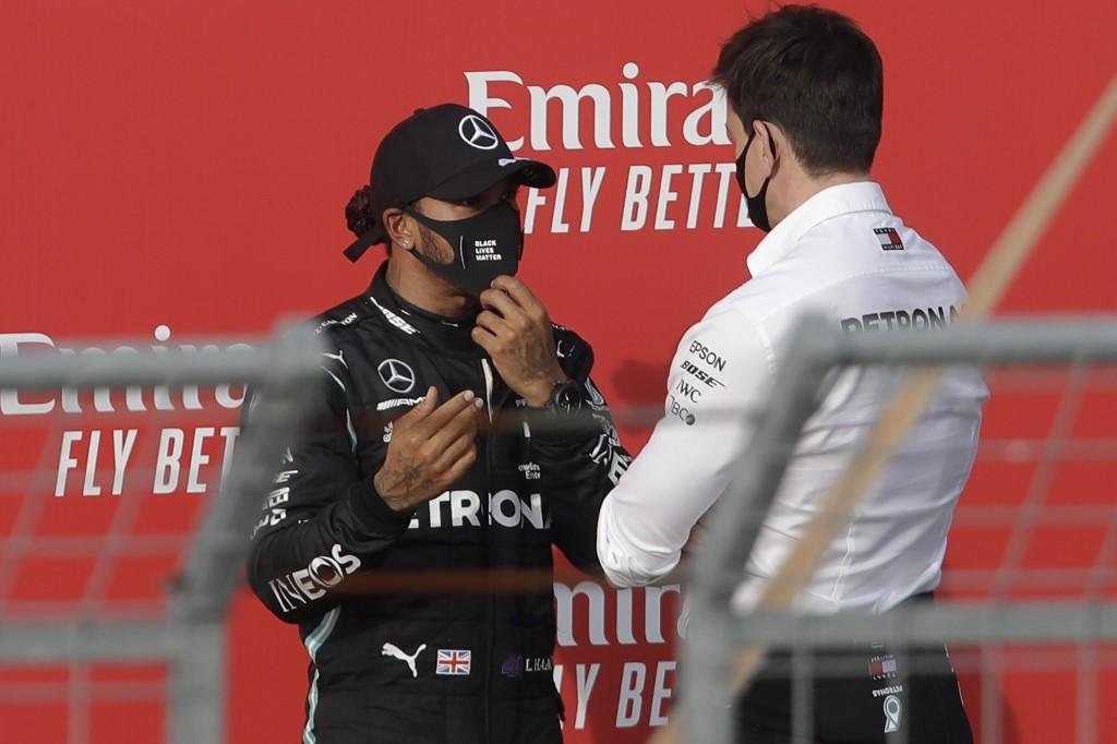 Perman&ecirc;ncia de Toto Wolff pode ser chave para renova&ccedil;&atilde;o de contrato