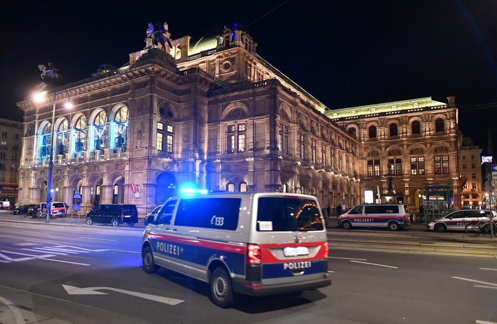 O ataque ocorreu no centro da capital austr&iacute;aca, perto de uma grande sinagoga e de uma &oacute;pera