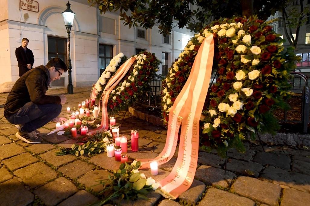 Grupo assumiu a responsabilidade sobre o tiroteio que deixou quatro mortos e mais de 20 feridos nesta ter&ccedil;a-feira