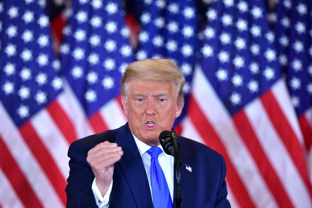 Presidente desacreditou estados que ainda contam votos
