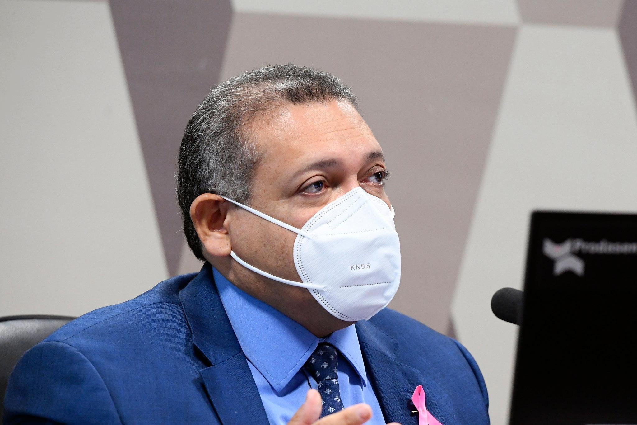 O novo ministro n&atilde;o discursou