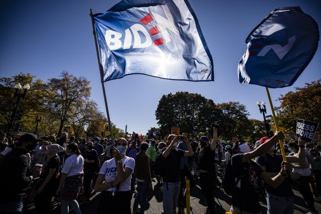 Popula&ccedil;&atilde;o americana comemora vit&oacute;ria de Joe Biden nas elei&ccedil;&otilde;es dos EUA