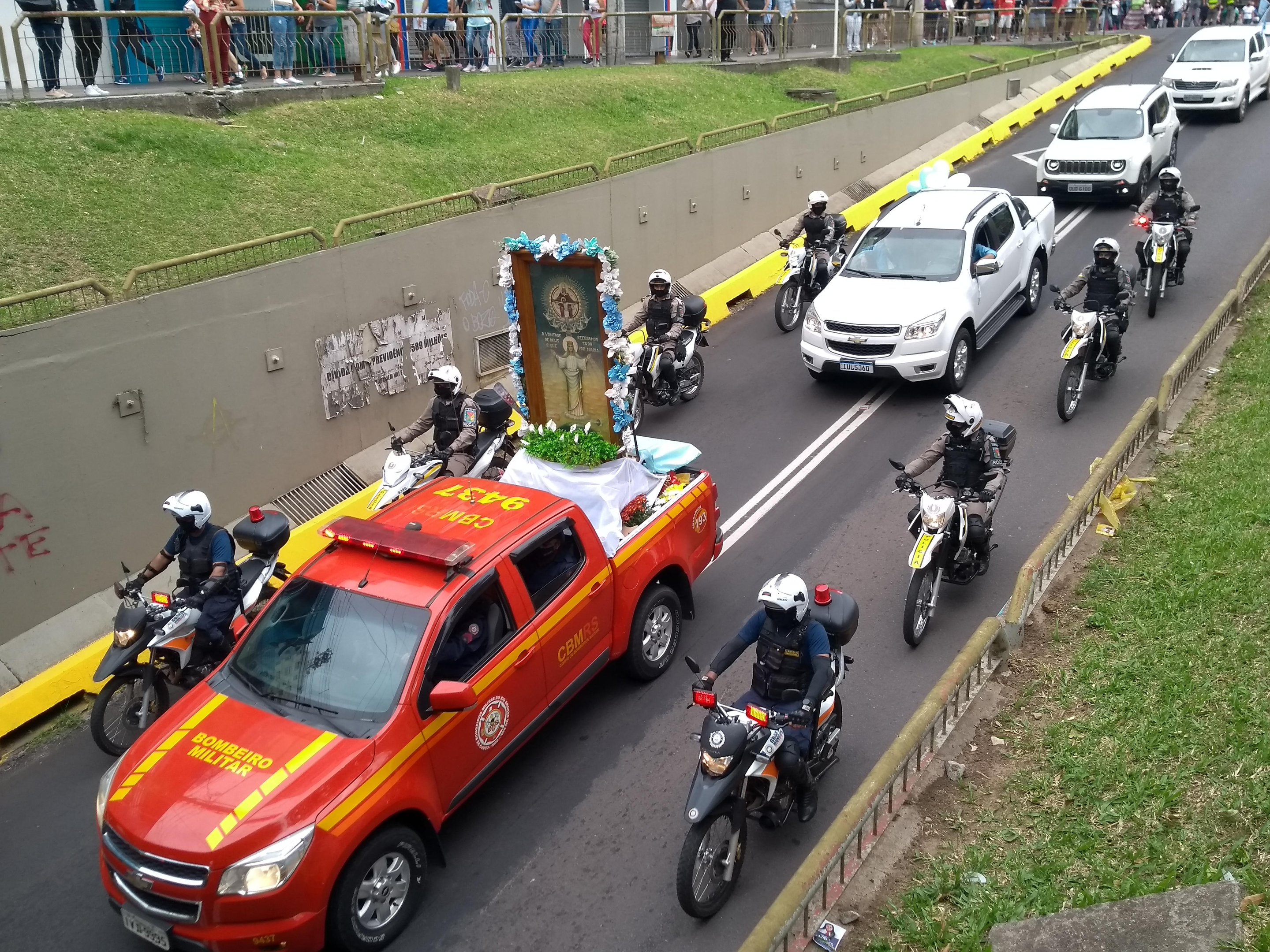 Evento contou com carreata, missas com limite de pessoas e almo&ccedil;o na modalidade drive-thru