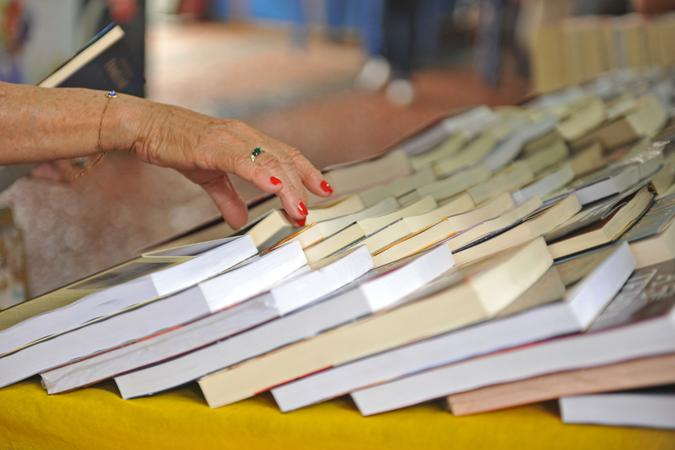 Pr&ecirc;mio foi entregue durante a Feira do Livro de Porto Alegre