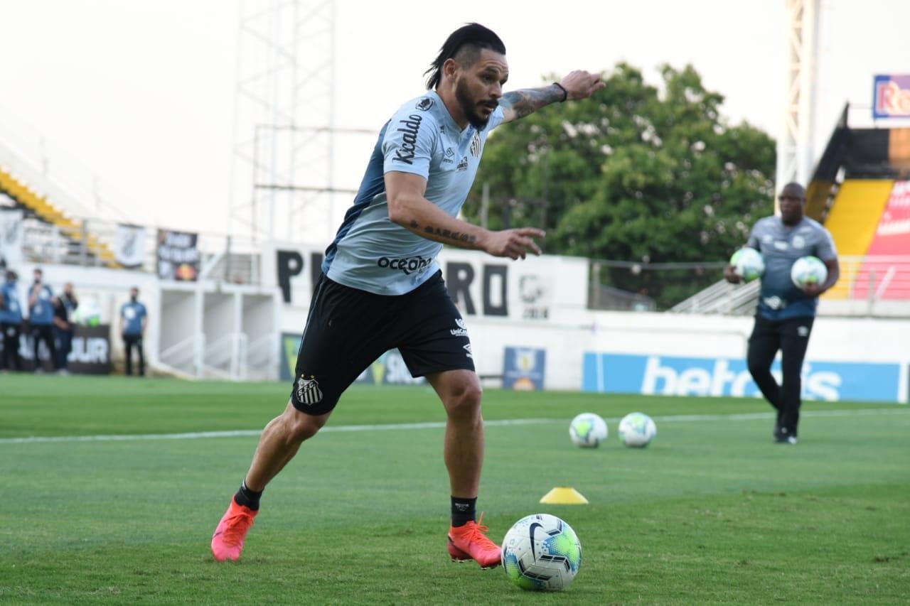 Santos comunica que tem 27 atletas profissionais com coronav&iacute;rus