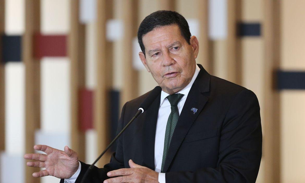 Mour&atilde;o minimiza fala de Bolsonaro