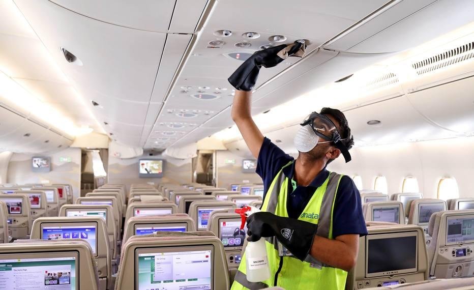 O transporte a&eacute;reo, profundamente afetado pela pandemia, teve alta de 19,2% em compara&ccedil;&atilde;o com o m&ecirc;s anterior, mas ainda acumulada queda de -37,6% no ano