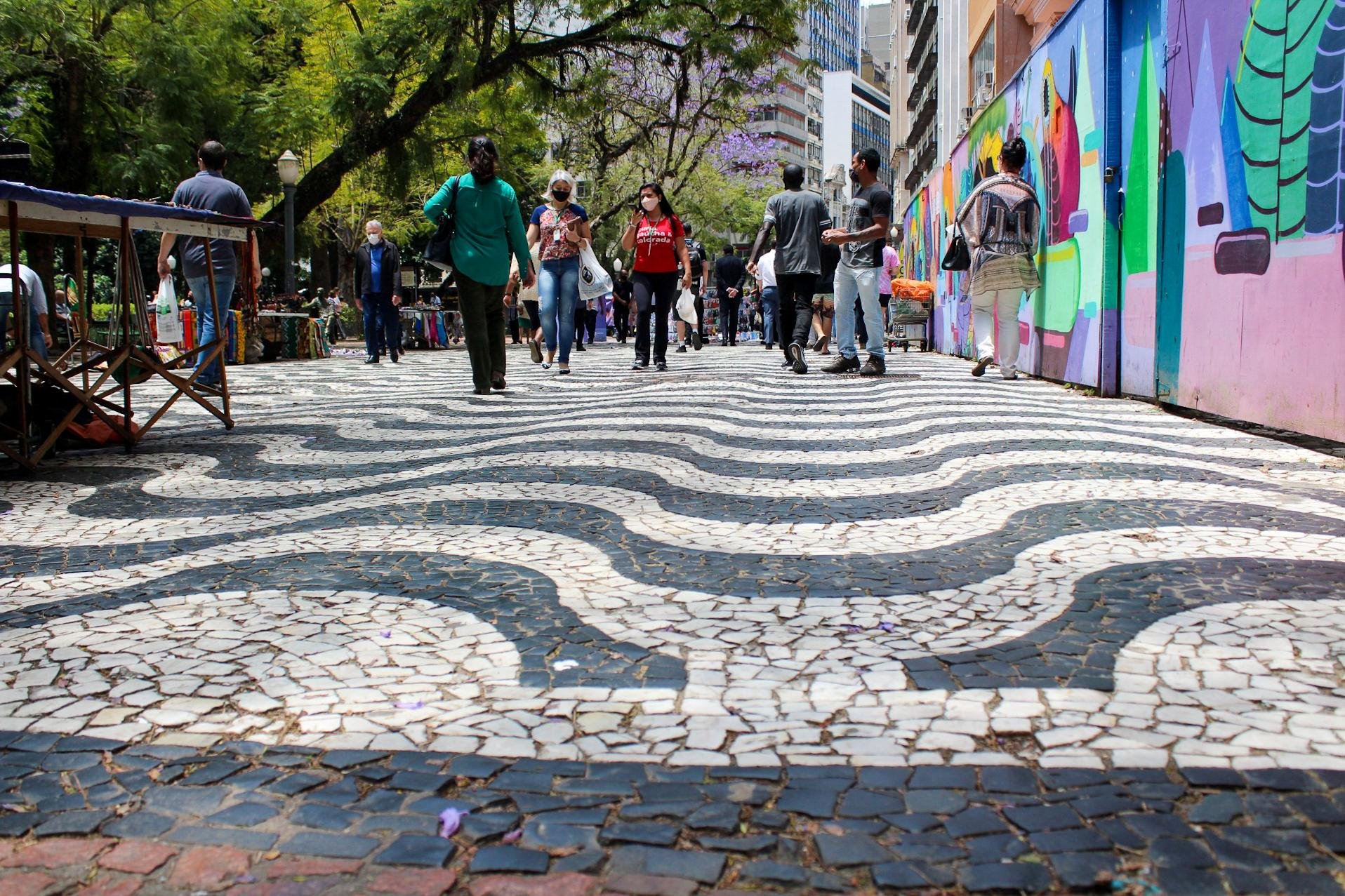 Antes da pandemia, cerca de 90 mil pessoas passavam diariamente pelo local