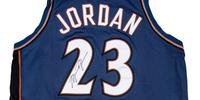 Camisa de Michael Jordan vai à leilão por 500 mil dólares