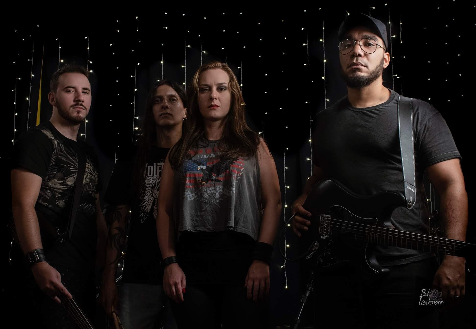 A Dark Valley prepara-se para lan&ccedil;ar em dezembro o seu disco de estreia, &ldquo;Tales From Dark Valley&rdquo;