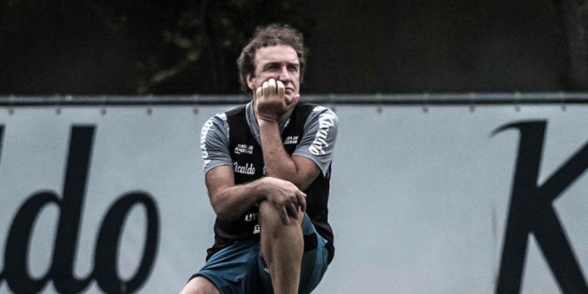 O treinador est&aacute; internado desde o dia 7 deste m&ecirc;s e ainda n&atilde;o tem previs&atilde;o de alta hospitalar