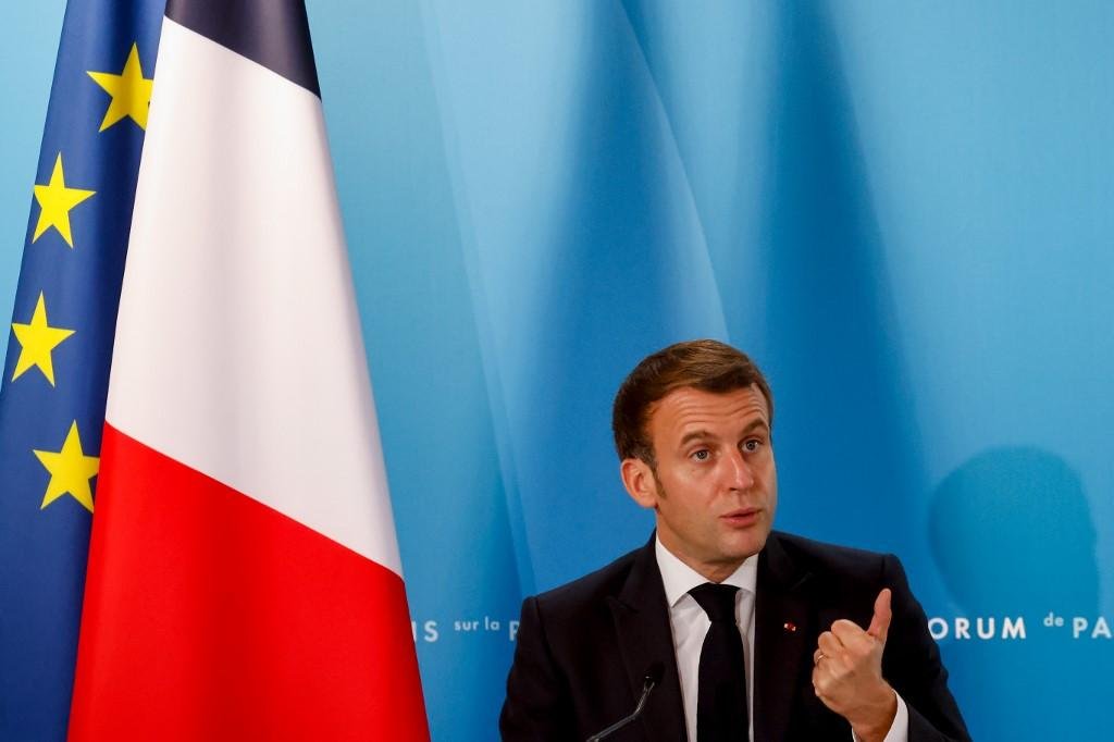 Macron faz criticas &agrave; imprensa de l&iacute;ngua inglesa