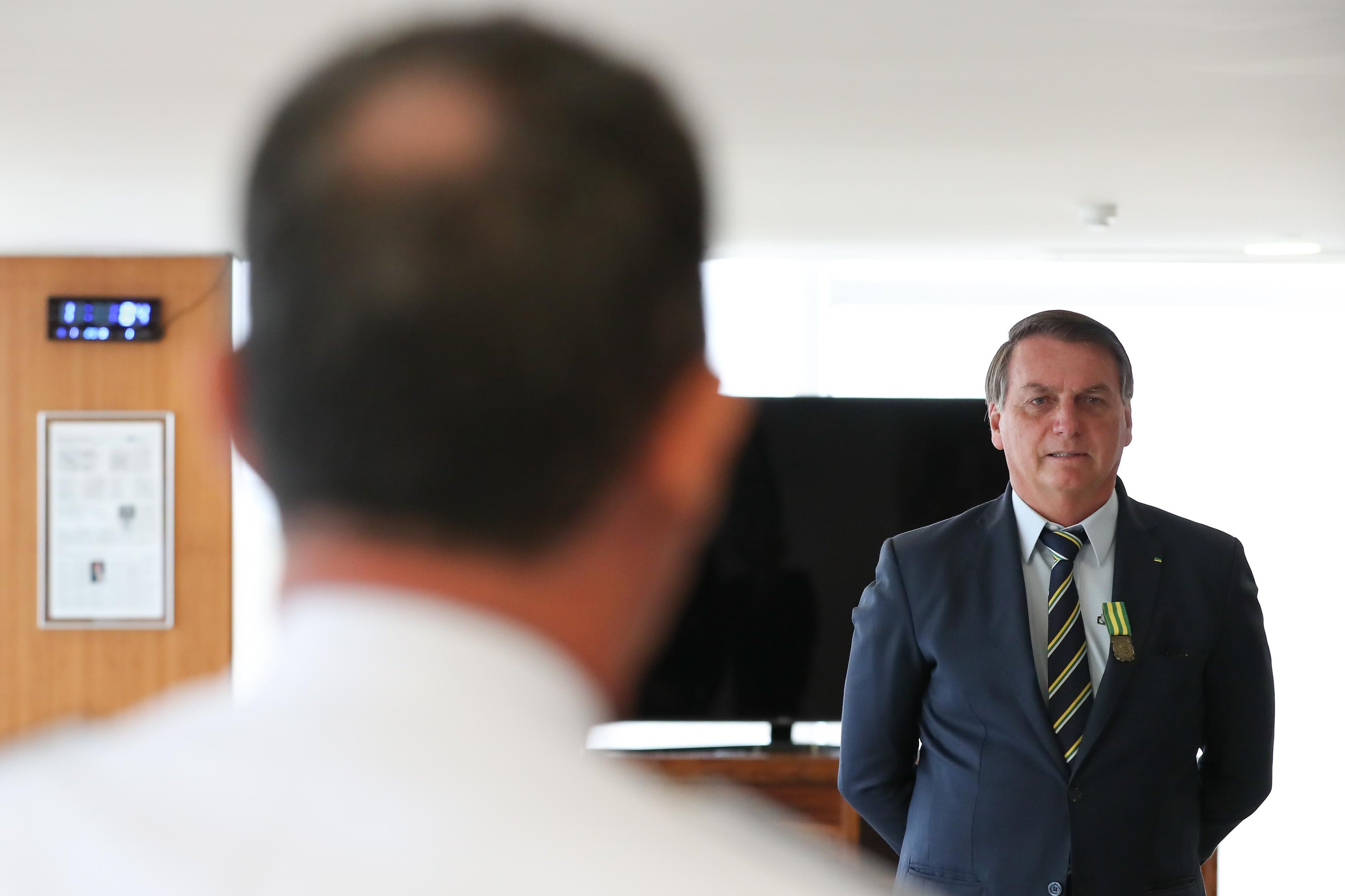 Presidente tamb&eacute;m reclamou da demora de autoriza&ccedil;&atilde;o de licen&ccedil;as ambientais no pa&iacute;s
