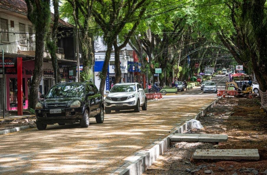 Trecho da rua Marechal Floriano liberado nesta quuinta-feira, entre as ruas 28 de Setembro e Borges de Medeiros