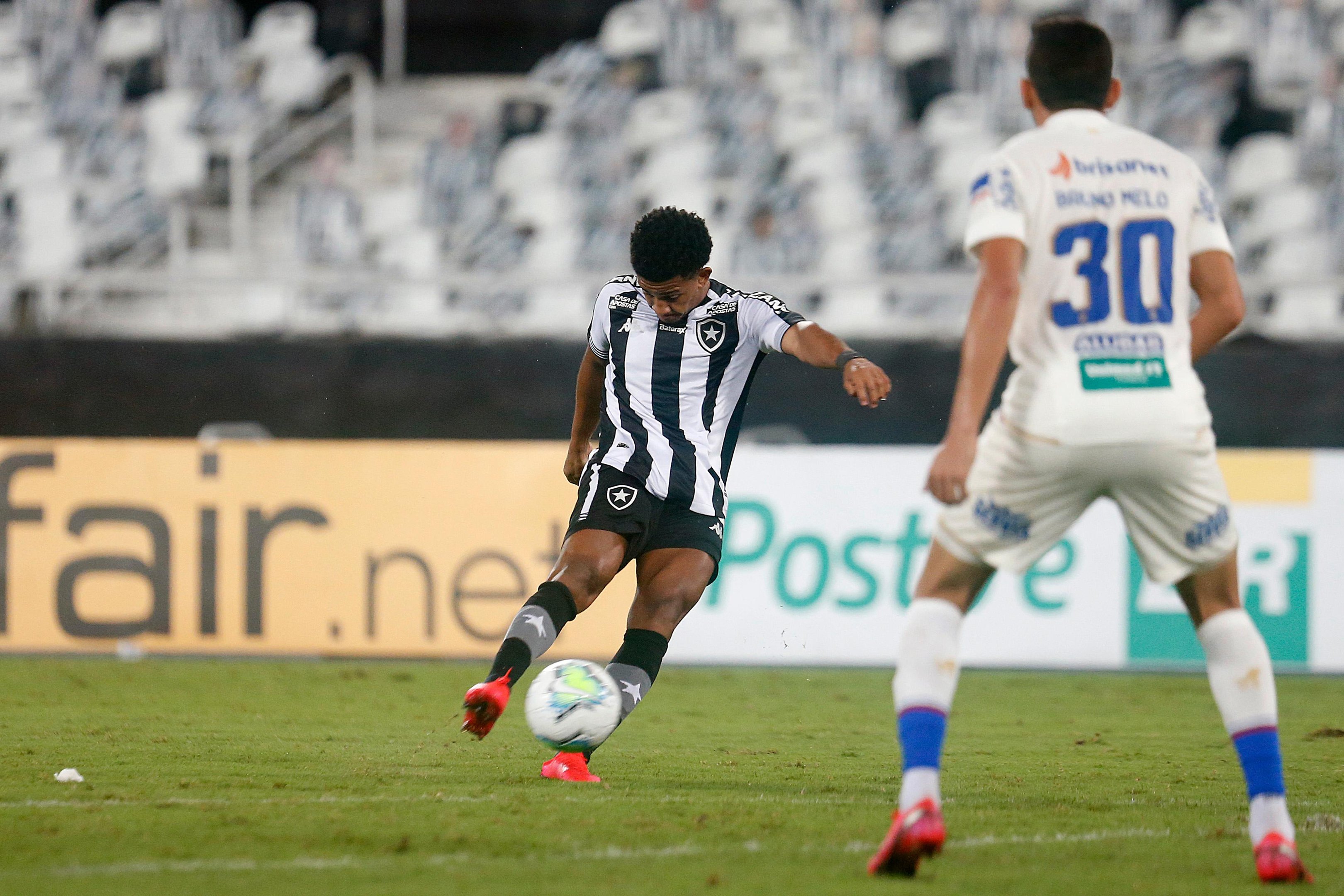 Botafogo n&atilde;o vence h&aacute; oito partidas no Campeonato Brasileiro