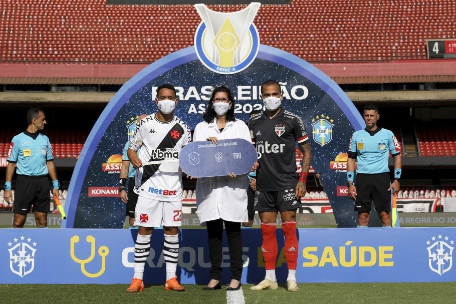 Primeira entrega simb&oacute;lica ocorreu neste domingo durante a partida entre S&atilde;o Paulo e Vasco