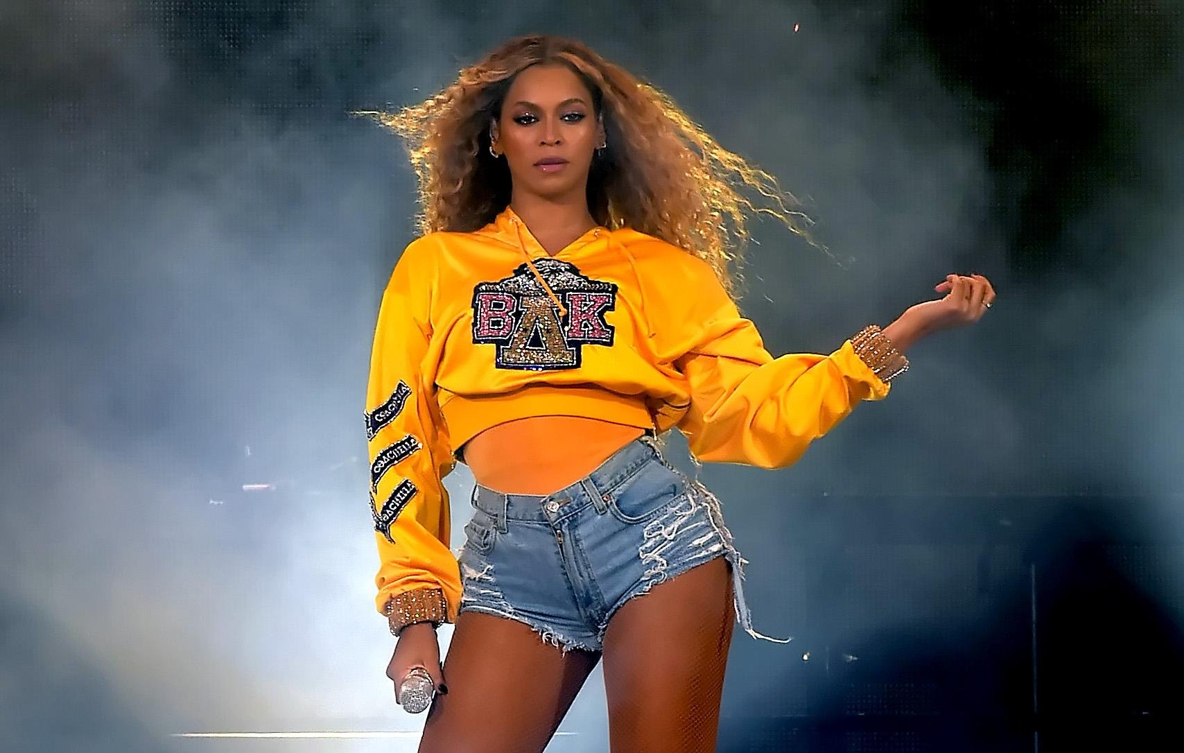 A rainha do pop Beyonc&eacute; &eacute; a favorita ao Grammy Awards de 2021, com nove indica&ccedil;&otilde;es