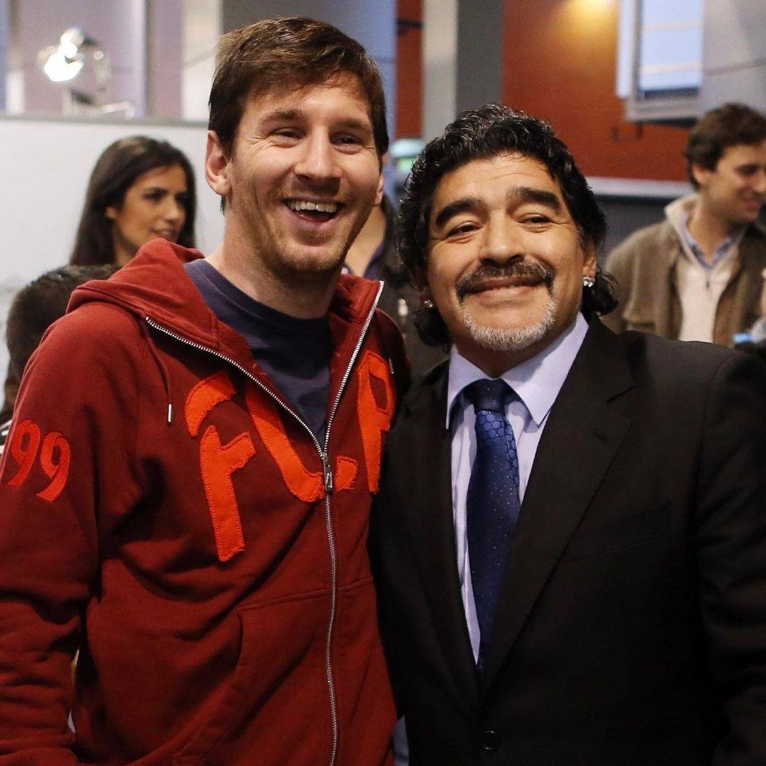 Jogador argentino usou as redes sociais para lamentar perda do &iacute;dolo nesta quarta-feira