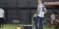 Grêmio venceu pelo placar de 2 a 0 em noite de homenagens a Maradona