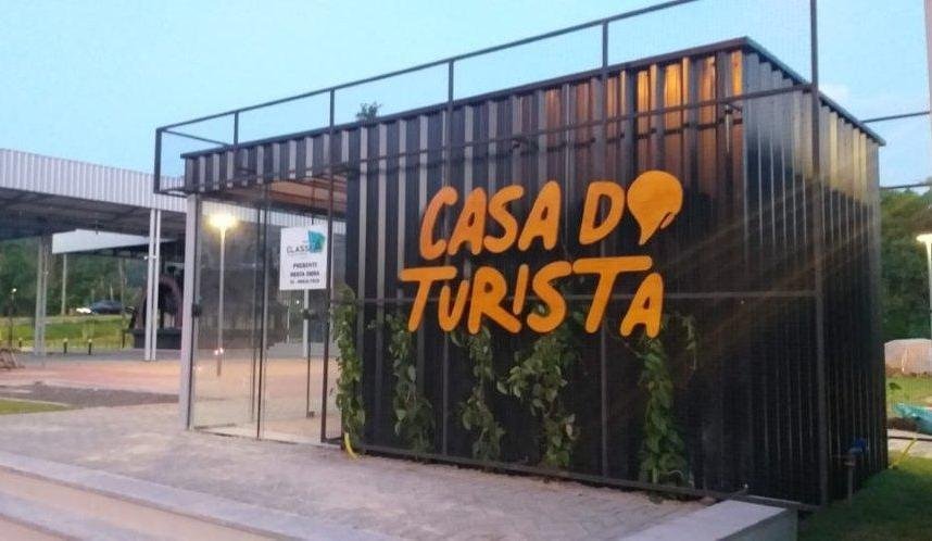 O espa&ccedil;o est&aacute; localizado na rua da Ind&uacute;stria, na esquina com a avenida Santa Maria