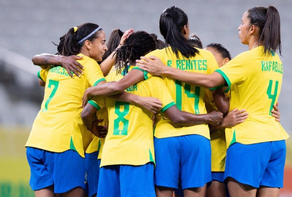 Sele&ccedil;&atilde;o feminina venceu por 6 a 0