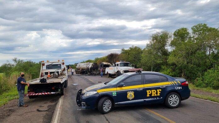 Carro envolvido no acidente &eacute; um Gol, emplacado em Uruguaiana