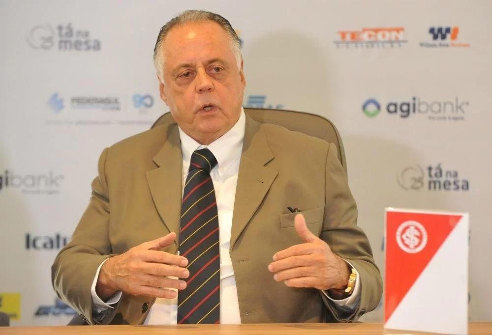 Dirigente manifestou cansa&ccedil;o, mas sem precisar entuba&ccedil;&atilde;o