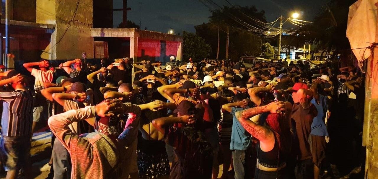 Multid&atilde;o estava na rua Ira&iacute;, no bairro Salgado Filho
