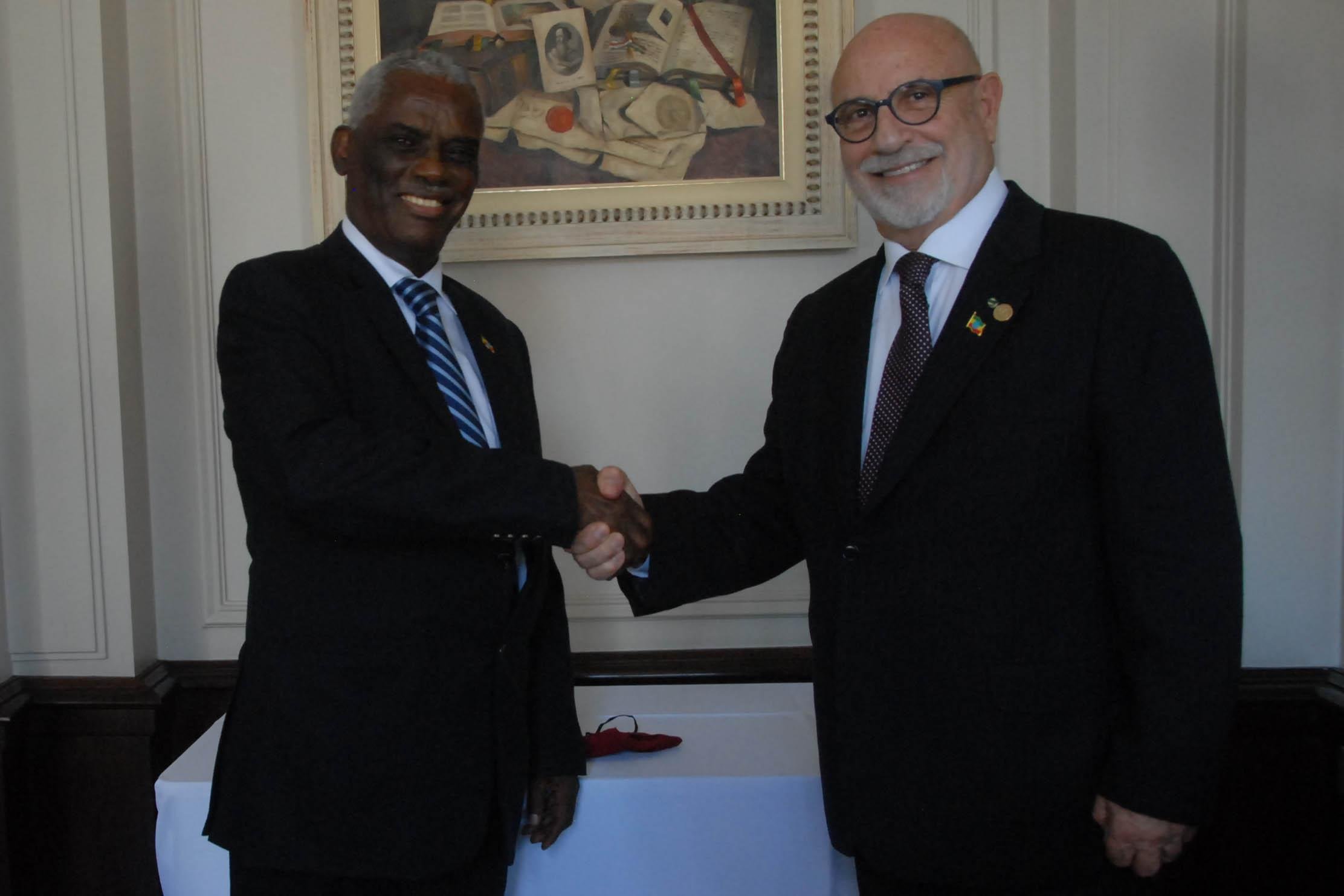 Presente na solenidade, o embaixador da Eti&oacute;pia, Yalew Abate Reta, afirmou que firmou uma s&eacute;rie de acordos de coopera&ccedil;&atilde;o t&eacute;cnica e comercial com o Brasil