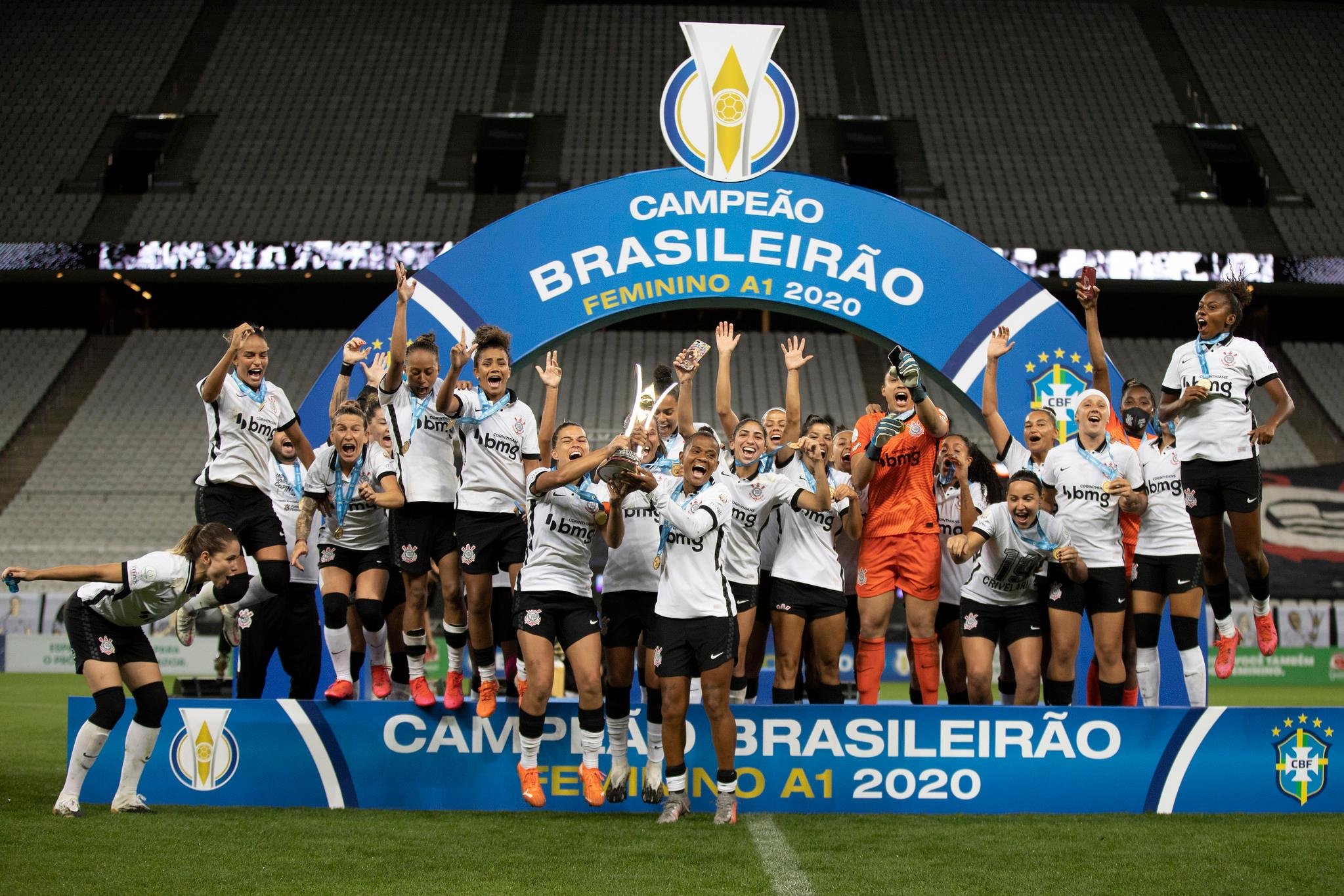 Corinthians fez belo campeonato e mereceu o t&iacute;tulo