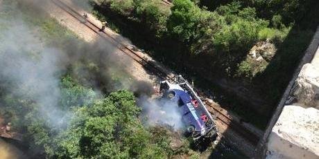 Agentes ainda n&atilde;o sabem se o acidente foi causado por falha mec&acirc;nica ou falha humana