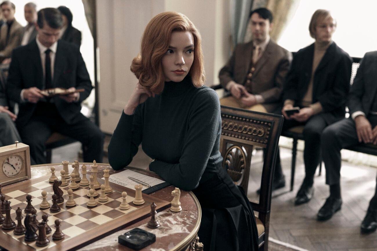 Anya Taylor-Joy publicou no Instagram esta imagem para divulgar a estreia de &ldquo;O Gambito da Rainha&rdquo;