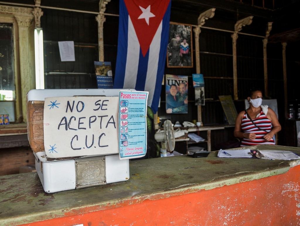 Peso convers&iacute;vel, chamado cuc, hoje equivalente a um d&oacute;lar, n&atilde;o ir&aacute; mais valer em Cuba