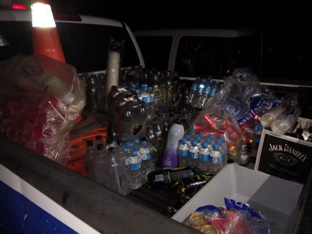 Dezenas de bebidas foram apreendidas durante a opera&ccedil;&atilde;o neste fim de semana