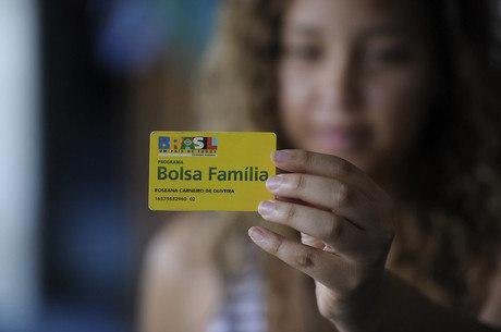 Pagamento ao Bolsa Fam&iacute;lia segue at&eacute; o dia 23