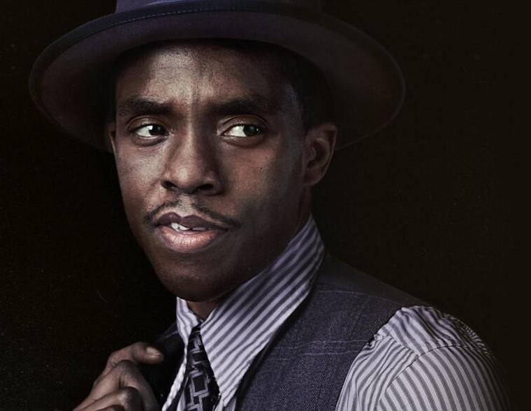 Imagem de cartaz usada para divulgar o filme com Chadwick Boseman