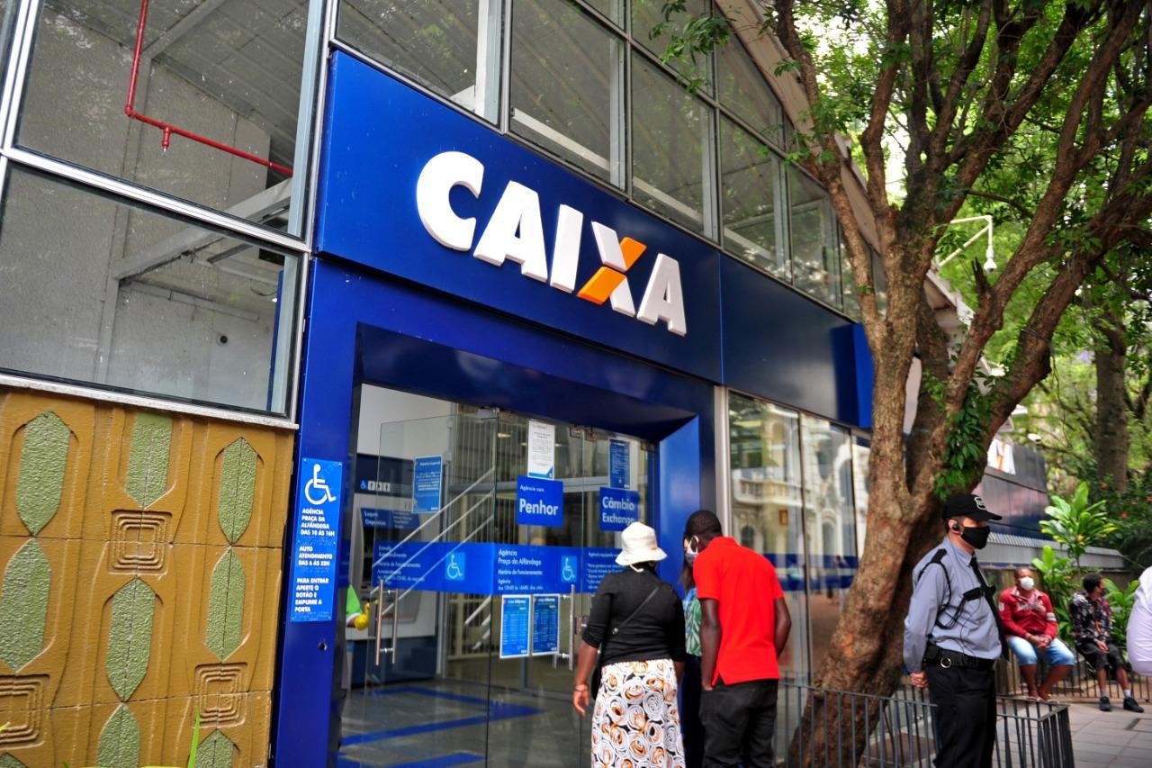 Em Porto Alegre, quatro unidades funcionam das 8h ao meio dia