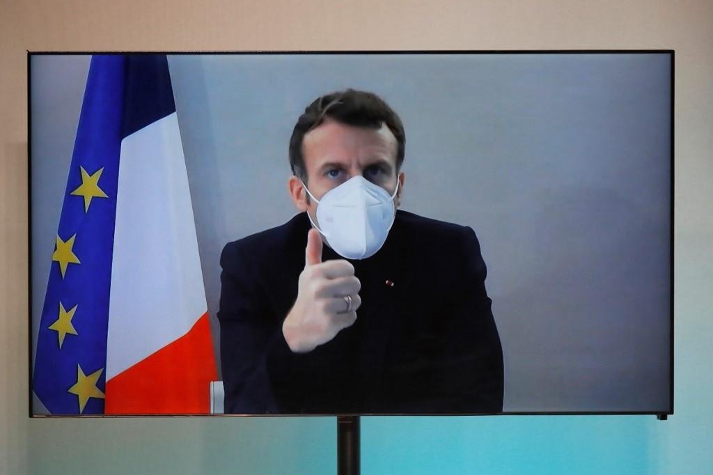 Presidente da Fran&ccedil;a est&aacute; com Covid-19