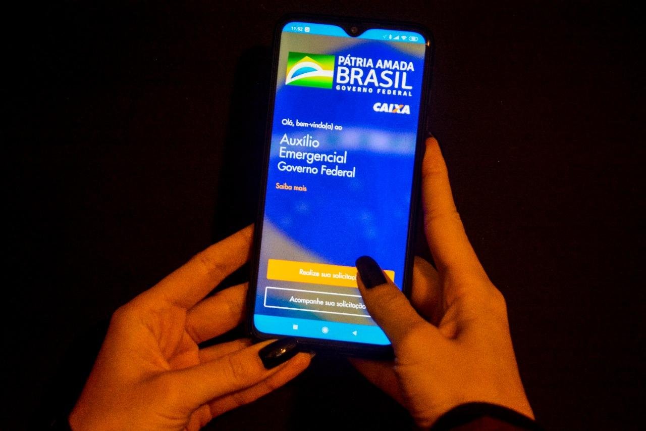 Dinheiro  j&aacute; dispon&iacute;vel pelo aplicativo Caixa Tem