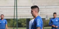 Bahia anunciou o afastamento do meia-atacante Índio Ramírez, acusado de racismo pelo volante Gerson, do Flamengo
